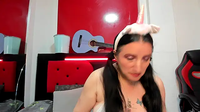 Andrefoxx  online show from 14, 11, 2025