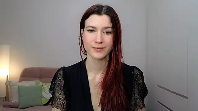 AliciaNewell online show from 28, 11, 2025