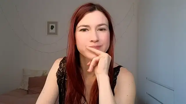 AliciaNewell online show from 22, 4, 2026