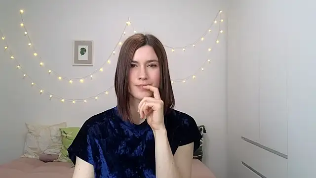 Snapshot of AliciaNewell chatting on 13, 6, 2026 AliciaNewell online show from 13, 6, 2026
