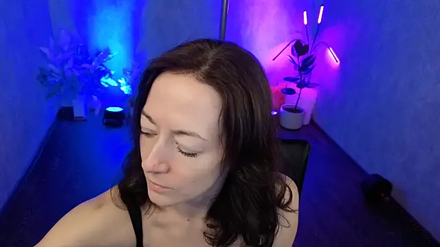 kimberlyray777 online show from 2, 11, 2025