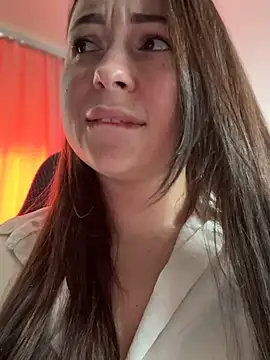 Snapshot of dreams4u chatting on 17, 7, 2026 dreams4u online show from 17, 7, 2026