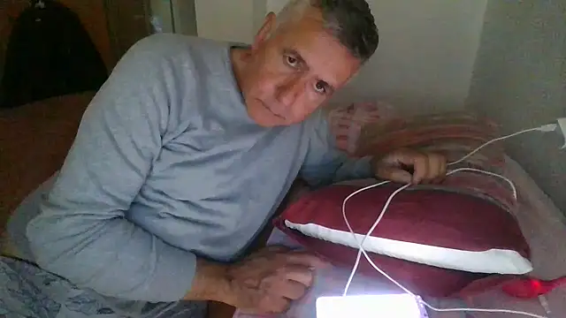 parejamlga58 online show from 18, 12, 2025