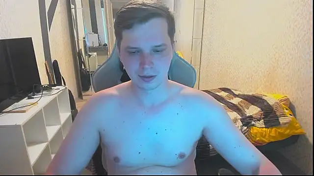Evan Boomer online show from 5, 6, 2026