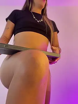 Snapshot of Emilia_Bakerr chatting on 6, 3, 2025 Emilia Bakerr online show from 6, 3, 2025