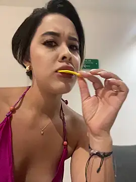 Snapshot of Emilia_Bakerr chatting on 18, 3, 2025 Emilia Bakerr online show from 18, 3, 2025