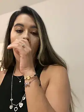 Snapshot of Emilia_Bakerr chatting on 13, 3, 2025 Emilia Bakerr online show from 13, 3, 2025