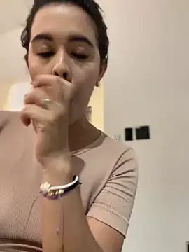 Snapshot of Emilia_Bakerr chatting on 3, 3, 2025 Emilia Bakerr online show from 3, 3, 2025