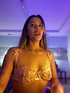 Snapshot of Emilia_Bakerr chatting on 22, 1, 2025 Emilia Bakerr online show from 22, 1, 2025