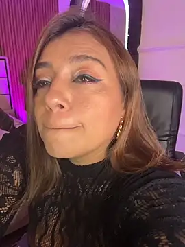 MrsFoucher online show from 8, 4, 2026