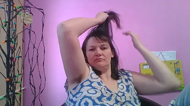 Lucinka1 online show from 18, 3, 2025