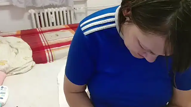 Lucinka1 online show from 14, 11, 2025