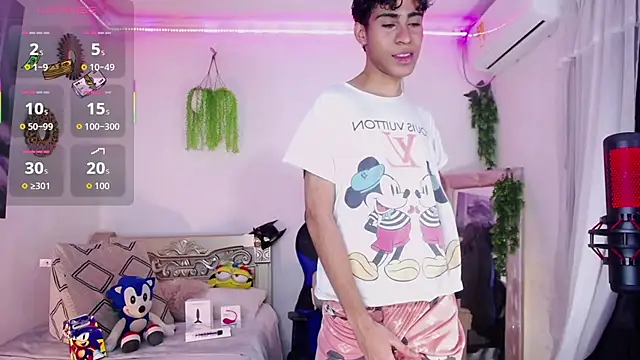 huge armound online show from 17, 4, 2026