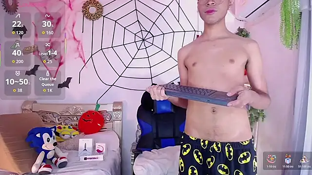 huge armound online show from 23, 10, 2025