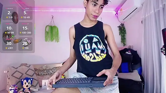 huge armound online show from 8, 4, 2026