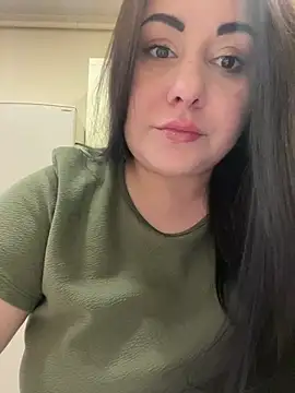 DaisyStreet online show from 10, 4, 2026