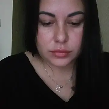 Snapshot of DaisyStreet chatting on 23, 10, 2025 DaisyStreet online show from 23, 10, 2025