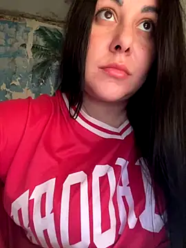 Snapshot of DaisyStreet chatting on 2, 12, 2025 DaisyStreet online show from 2, 12, 2025