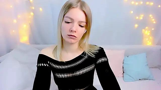 Lily Daviss online show from 13, 2, 2026