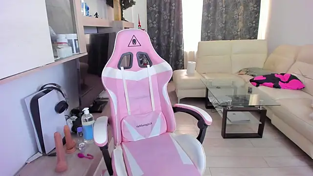 KaylaLaine online show from 23, 2, 2025