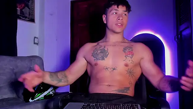 Dominic Biker   online show from 15, 5, 2026