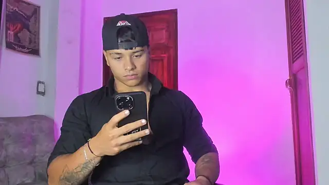 Dominic Biker   online show from 18, 4, 2026