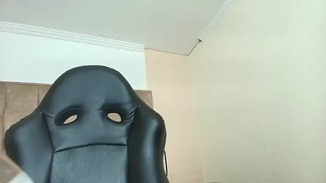 Hannagarces online show from 8, 11, 2025