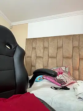 Hannagarces online show from 2, 2, 2026