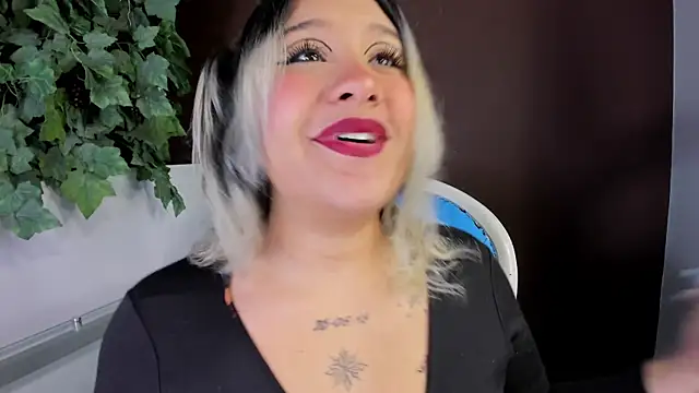 Snapshot of miss_danika chatting on 9, 2, 2026 miss danika online show from 9, 2, 2026