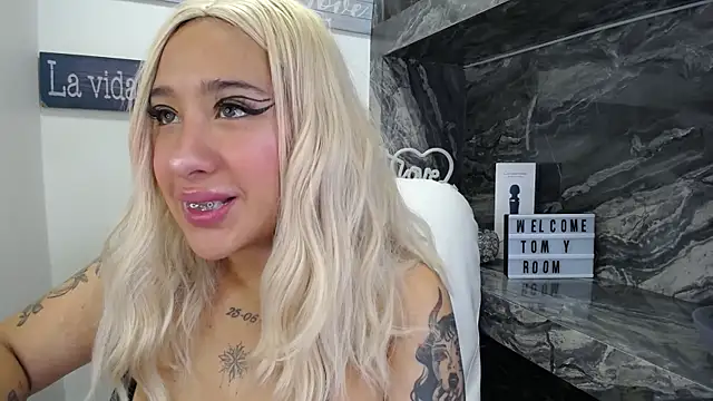 miss danika online show from 6, 10, 2025