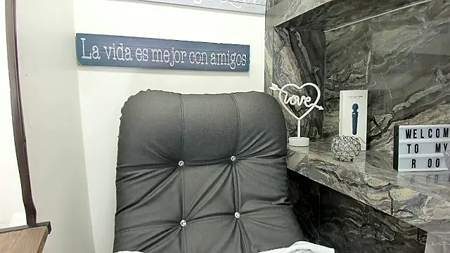 miss danika online show from 9, 3, 2026