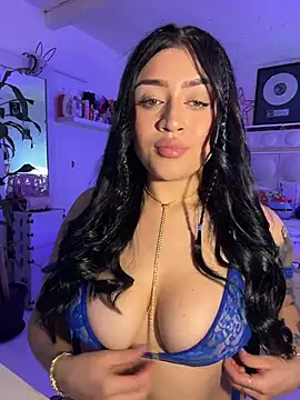 lucianaroy online show from 8, 4, 2026