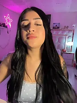 lucianaroy online show from 4, 5, 2026