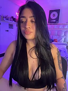 lucianaroy online show from 23, 4, 2026