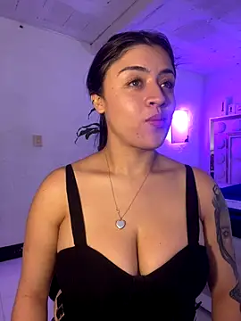 lucianaroy online show from 10, 9, 2025