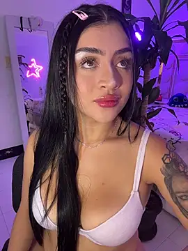 lucianaroy online show from 18, 11, 2025