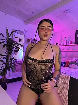 lucianaroy online show from 8, 5, 2026