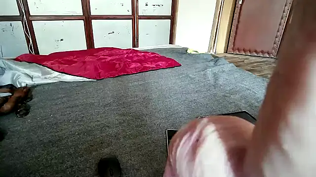 Snapshot of DjiniCD chatting on 20, 9, 2025 DjiniCD online show from 20, 9, 2025