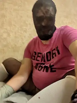 Snapshot of DjiniCD chatting on 15, 2, 2026 DjiniCD online show from 15, 2, 2026