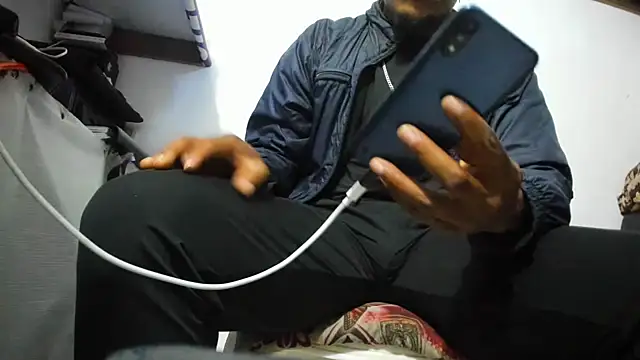 hugo3918  online show from 11, 3, 2026