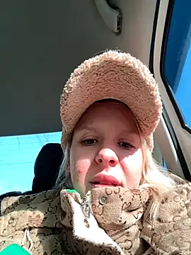 LikaCat online show from 14, 10, 2025