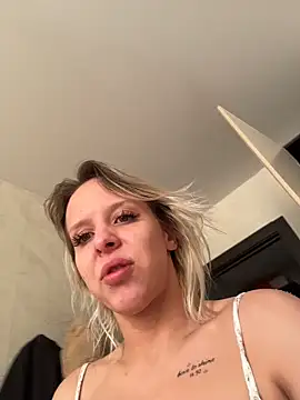 Snapshot of LikaCat chatting on 21, 2, 2026 LikaCat online show from 21, 2, 2026