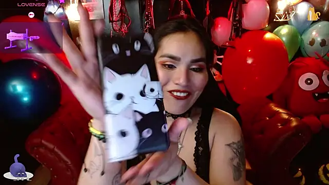 kureiji hentaii online show from 10, 9, 2025