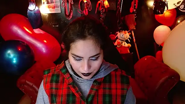 kureiji hentaii online show from 7, 10, 2025