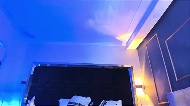 NikkySmiith online show from 10, 3, 2025