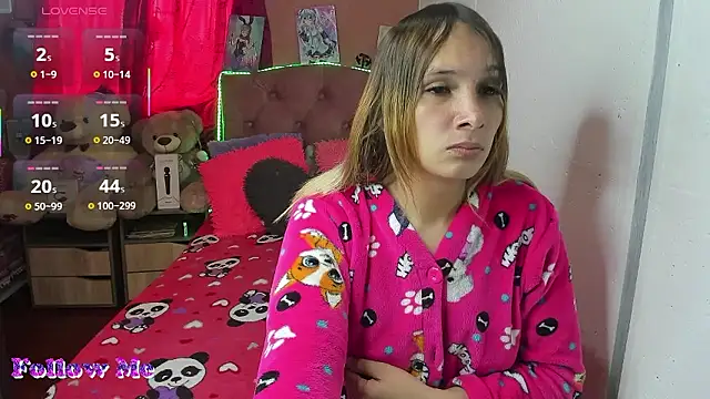 Tiffany bunny2023 online show from 8, 1, 2026