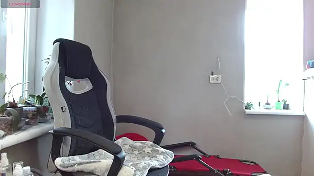 Snapshot of RosaJil chatting on 8, 7, 2026 RosaJil online show from 8, 7, 2026