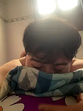 boythichcu69 online show from 5, 11, 2025