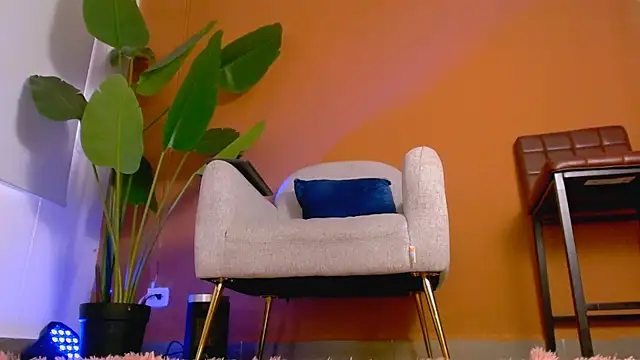 Snapshot of Sara_ow chatting on 13, 7, 2026 Sara ow online show from 13, 7, 2026