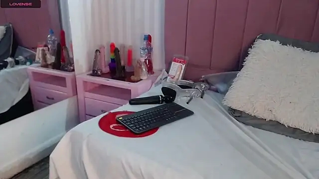 Natasha 699 online show from 19, 3, 2025